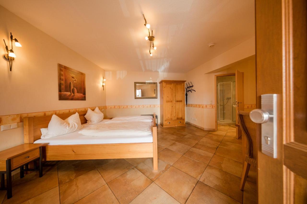 Hofgut Metzler Hotel Gau-Heppenheim Eksteriør billede